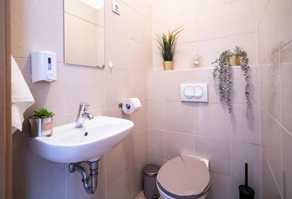 Free Parking! Soho Budapest 304, 4 Ppl, Ac, Fast Wifi, Smart Tv Εξωτερικό φωτογραφία