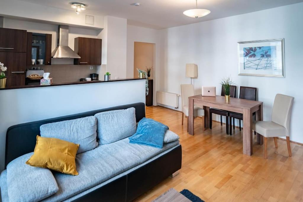 Free Parking! Soho Budapest 304, 4 Ppl, Ac, Fast Wifi, Smart Tv Εξωτερικό φωτογραφία